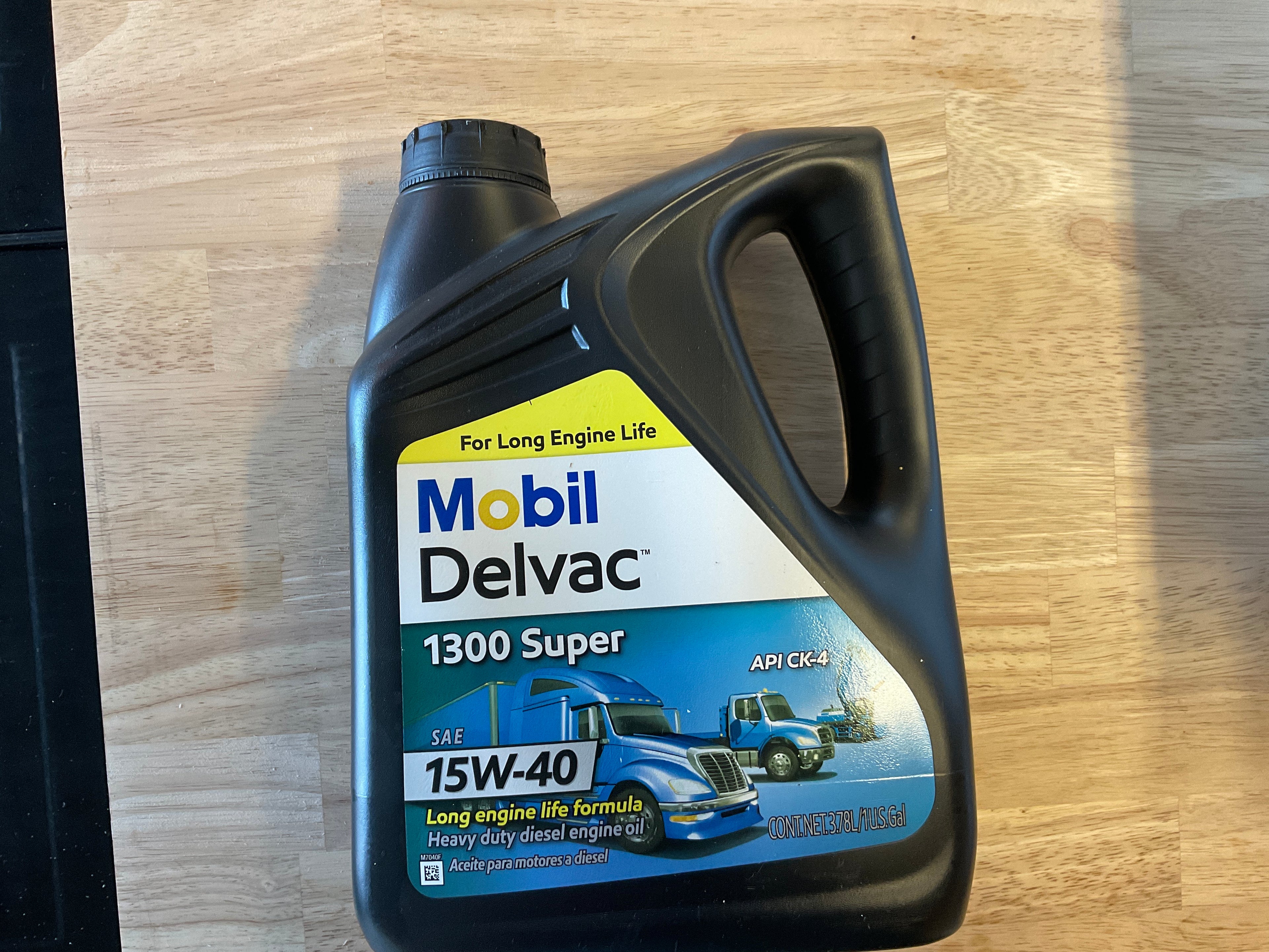 Mobil Delvac engine oil